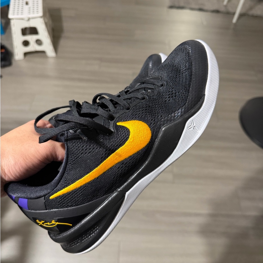 Kobe 8 protro size 9.5 mens used twice